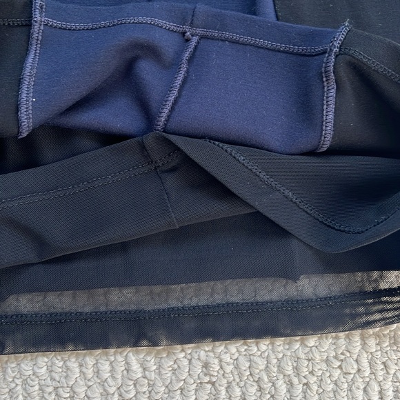 Alice + Olivia Size 2 Colour Block Midi Dress - Picture 4 of 5